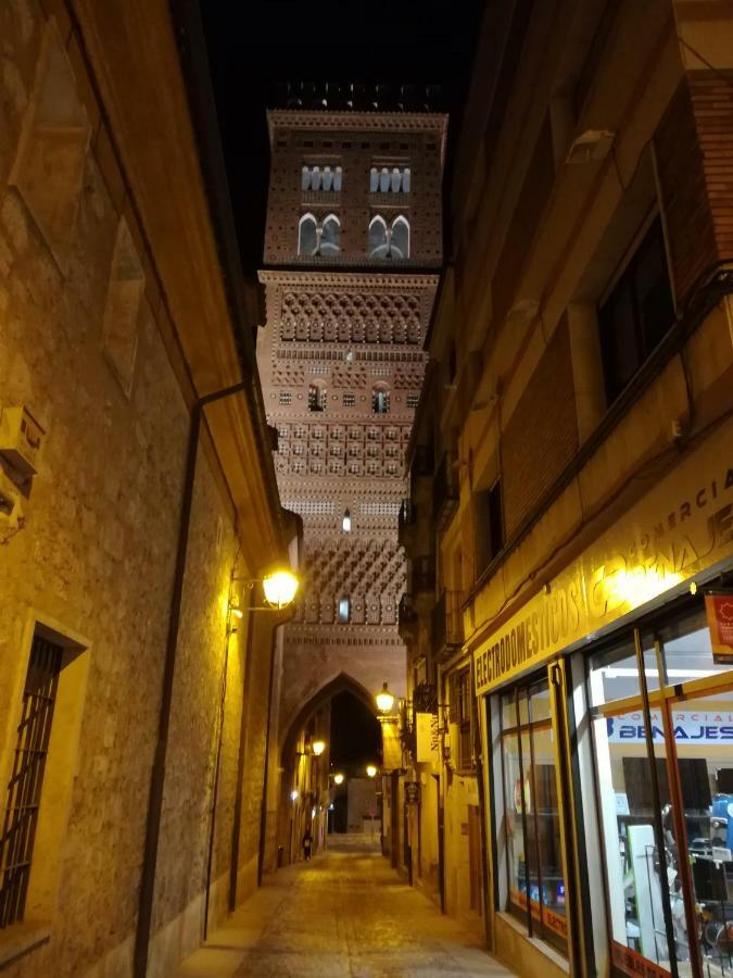 Apartamento La Muralla De Teruel Ngoại thất bức ảnh
